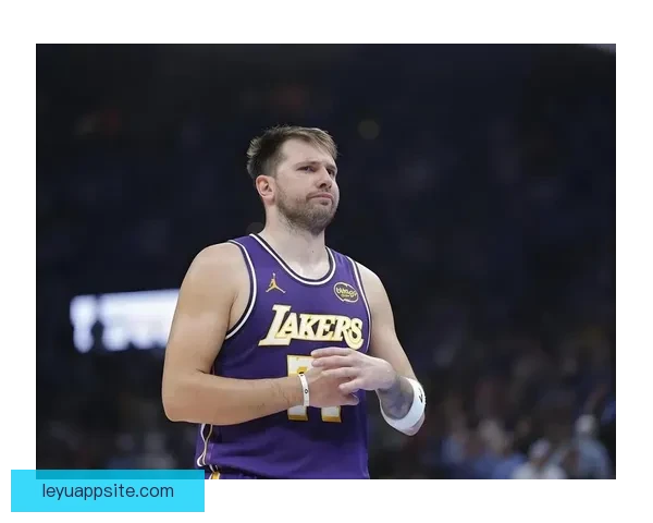 东契奇9连胜创历史新神迹 数据比肩张伯伦 乔科詹未曾达成